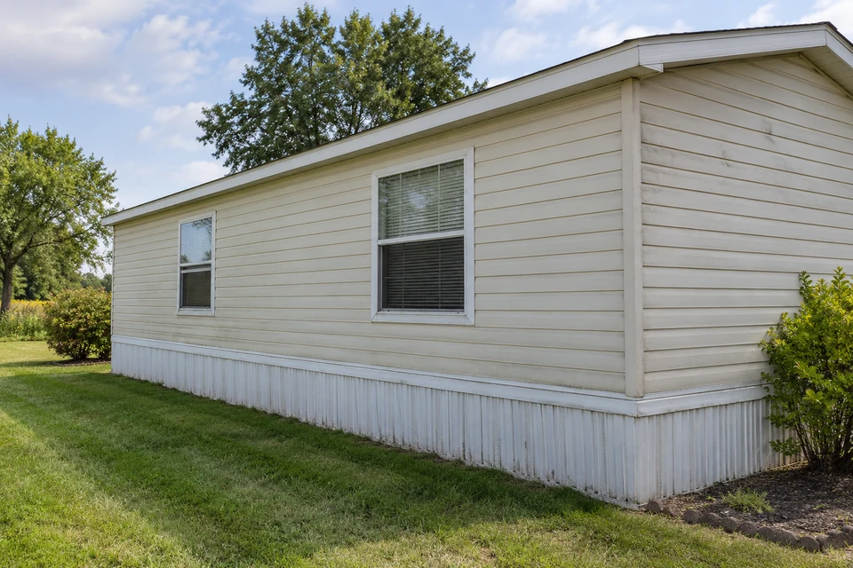Illustration of siding, windows and skirting on a used manufactured home.